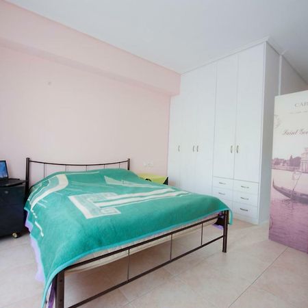 Elias Appartment Volos Eksteriør billede